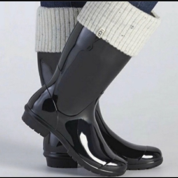 UGG Shaye Woman’s Boot Socks - Picture 3 of 15